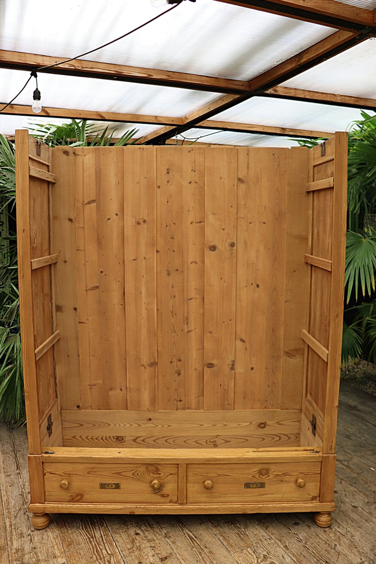 🥰 WOW! Old Pine Triple Knock Down Wardrobe - Multiple Shelf/ Rail Options! 🥰