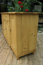 💖 Gorgeous! Big Old 1.85m Pine Dresser Base/ Sideboard/ TV Stand 💖