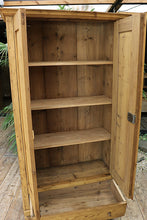 🤩 Old, Georgian! Large/ Shallow 2 Door Pine Cupboard-Linen/Larder 🤩