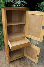 😍 Fab! Old Pine Cupboard-Linen/ Larder/ Home Office/ Bathroom 😍