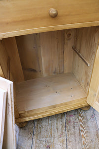 😍 Fab! Old Pine Cupboard-Linen/ Larder/ Home Office/ Bathroom 😍