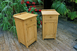 💕 Fab! Original Pair Old Pine Bedside Cabinets/ Cupboards/ Lamp Tables 💕