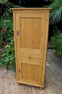 🩷 Superb! Old Pine 2 Door Cupboard-Linen/Larder/Home Office/Bathroom 🩷