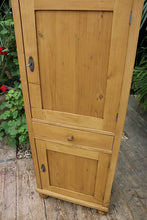 🩷 Superb! Old Pine 2 Door Cupboard-Linen/Larder/Home Office/Bathroom 🩷