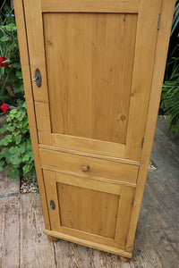 🩷 Superb! Old Pine 2 Door Cupboard-Linen/Larder/Home Office/Bathroom 🩷