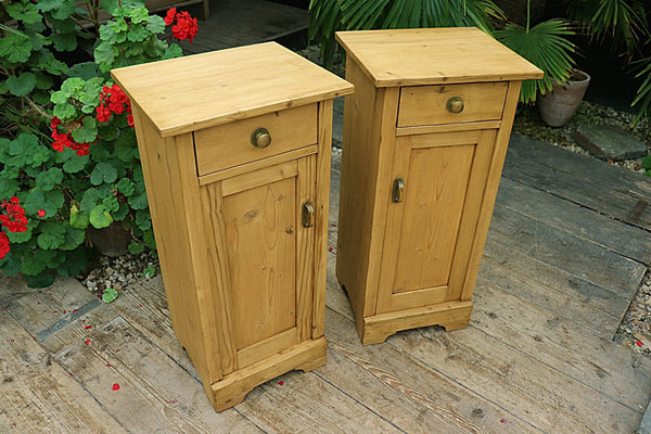 😍 Original Slim Pair Old Pine Bedside Cabinets/ Cupboards/ Lamp Tables 😍