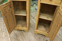 😍 Original Slim Pair Old Pine Bedside Cabinets/ Cupboards/ Lamp Tables 😍