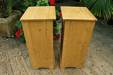 😍 Original Slim Pair Old Pine Bedside Cabinets/ Cupboards/ Lamp Tables 😍