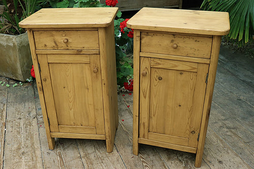 💖 WOW! Original Pair Old Antique Pine Bedside Cabinets/ Cupboards/ Lamp Tables 💖