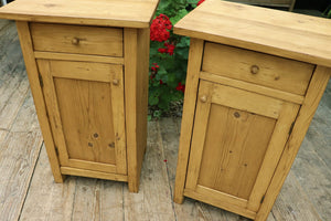 ❤️ Original Chunky Pair Old Antique Pine Bedside Cabinets/ Cupboards/ Lamp Tables ❤️