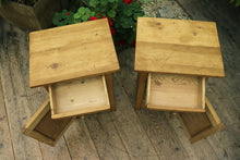 ❤️ Original Chunky Pair Old Antique Pine Bedside Cabinets/ Cupboards/ Lamp Tables ❤️