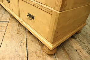 🥰 Quality! Beautiful Old/ Antique Pine Triple 'Knock Down' Combination Wardrobe 🥰