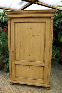 ❤️ Gorgeous Old Pine 'Housekeepers' Cupboard-Linen/ Larder/ Food/ Wardrobe ❤️