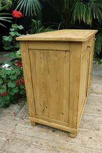 😍 Lovely & Large Old Pine Dresser Base/ Sideboard/ TV Stand/ Vanity 😍