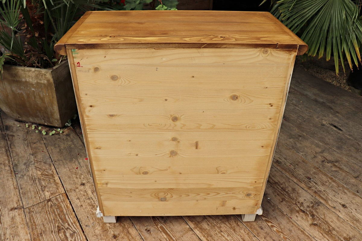 💖 Quality Old Style Pine/ White Painted Chest Drawers/ Bedside/ Sideboard