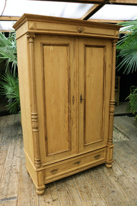❤️ Old Pine Wardrobe/ 'Housekeepers' Cupboard-Linen/ Larder/ Food ❤️