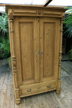 🤩 Superb! Old Pine Wardrobe/ 'Housekeepers' Cupboard-Linen/ Larder/ Food 🤩