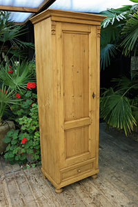 😍Fab! Old Pine Tall Cupboard/ Linen/ Larder/ Housekeepers/ Wardrobe 😍