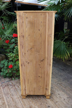 😍 Lovely! Old Pine Cupboard/ Drawers - Linen / Larder/ Home Office/ Bathroom 😍
