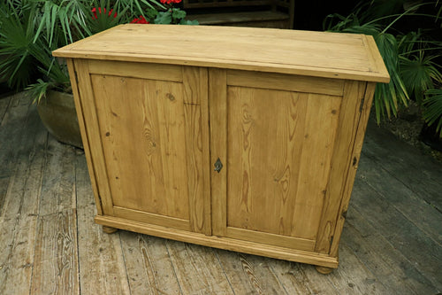❤️ WOW! Big! Old Pine Dresser Base/ Cupboard/ Sideboard/ TV Stand 😍
