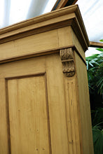 💖 Big!!! Old Victorian Shelved Pine Cupboard-Linen/ Larder/ Food/ Wardrobe 💖