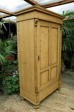 💖 Big!!! Old Victorian Shelved Pine Cupboard-Linen/ Larder/ Food/ Wardrobe 💖