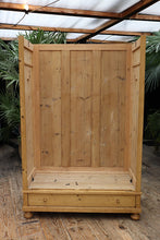 🤩 WOW! Quality! Large Old Pine Double Knock Down/ Sectional Wardrobe 🤩