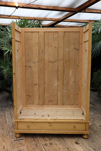 🤩 WOW! Quality! Large Old Pine Double Knock Down/ Sectional Wardrobe 🤩