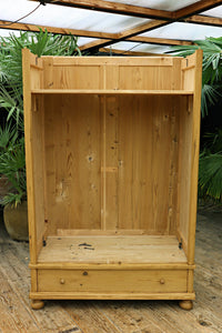 ❤️ Lovely! Large Old Pine Double Knock Down/ Sectional Wardrobe ❤️