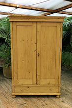 ❤️ Lovely! Large Old Pine Double Knock Down/ Sectional Wardrobe ❤️