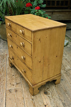 💕 Amazing! Seriously Old! Georgian Pine Chest Drawers/ Sideboard/ TV Stand
