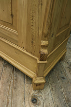 💖 BIG! Quality Old Victorian Pine Double Rail Option Knock Down Wardrobe 💖