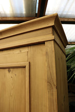 ❤️ Old Pine 'Housekeepers' Cupboard-Linen/ Larder/ Food/ Office ❤️
