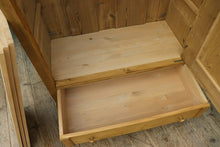 ❤️ Old Pine 'Housekeepers' Cupboard-Linen/ Larder/ Food/ Office ❤️