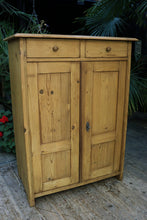 🤩 Tall Old Pine Dresser Base/ Sideboard/ Cupboard/ Wardrobe (yes, really!) 🤩