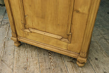 💖 Gorgeous! Old Pine One Door Victorian Cupboard - Linen/ Larder/ Food 💖