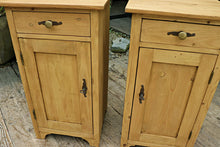 💖 Original Pair Old Pine Lockable! Bedside Cabinets/ Cupboards/ Lamp Tables 💖