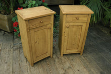 😍 Lovely! Original Pair Old Pine Bedside Cabinets/ Cupboards/ Lamp Tables 😍