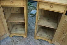 ❤️ Large Original Pair Old Pine Bedside Cabinets/ Cupboards/ Lamp Tables ❤️