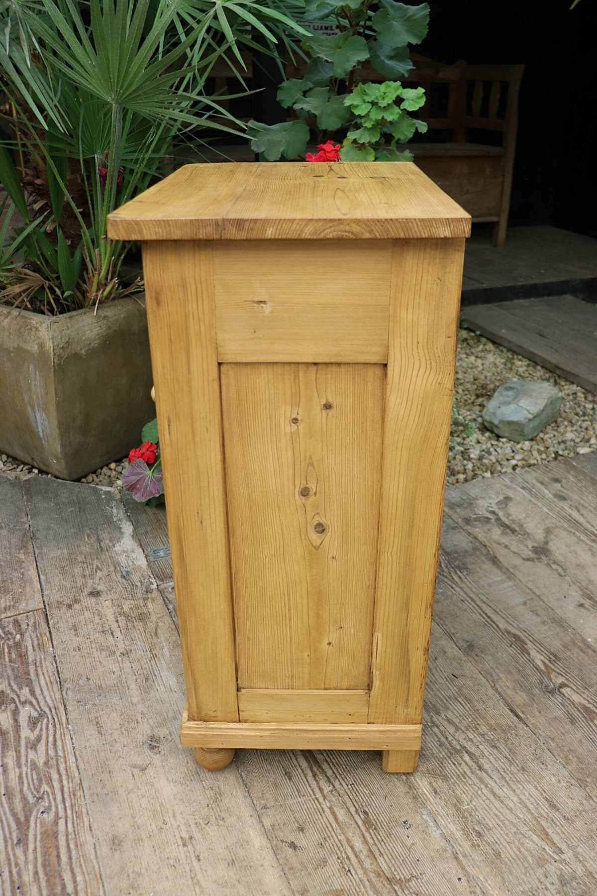 ❤️ Single Original Old Antique Pine Bedside Cabinet/ Cupboard/ Lamp Table ❤️