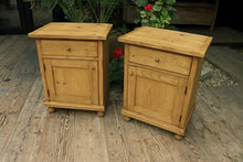😍 Lovely! Original 'Chunky' Pair Old Antique Pine Bedside Cabinets/ Cupboards 😍