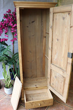 ❤️ Lovely Old Pine Cupboard/Drawers-Linen/Larder/Home Office/Bathroom ❤️