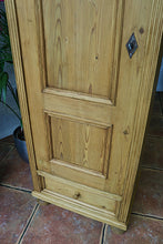 😍 Fab! Old Pine Tall Cupboard/ Linen/ Larder/ Food/ Housekeepers/ Wardrobe 😍