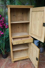 🩷 Superb! Old Pine 2 Door Cupboard-Linen/ Larder/ Home Office/ Bathroom 🩷