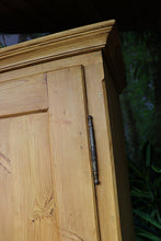 💕 Very Old! Pine Tall Slim Cupboard-Linen/Larder/Housekeeping/Wardrobe 💕