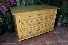 🥰 BIG! Old 19th C Pine Chest Drawers/ Sideboard/ Kitchen/ TV Stand 🥰