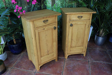😍 WOW! Original Pair Old Pine Bedside Cabinets/ Cupboards/ Lamp Tables 😍