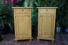 💕 Fab! Pair Original Old Pine Bedside Cabinets/Cupboards/Lamp Tables 💕