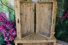 🥰 BIG! Beautiful! Old Victorian Pine Chest of 4 Drawers/ Sideboard 🥰