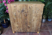 🥰 BIG! Beautiful! Old Victorian Pine Chest of 4 Drawers/ Sideboard 🥰